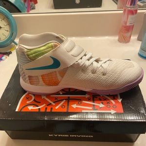 Nike Kyrie 2 - youth 5